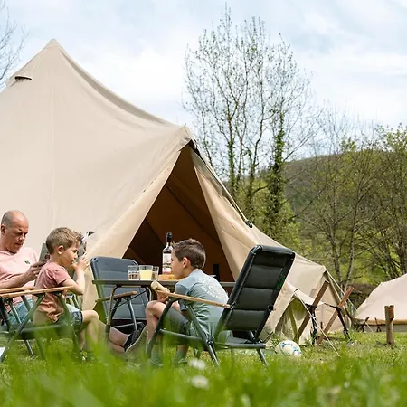 Tipi Tent Op De Grens Frankrijk Campo de lujo Bohan